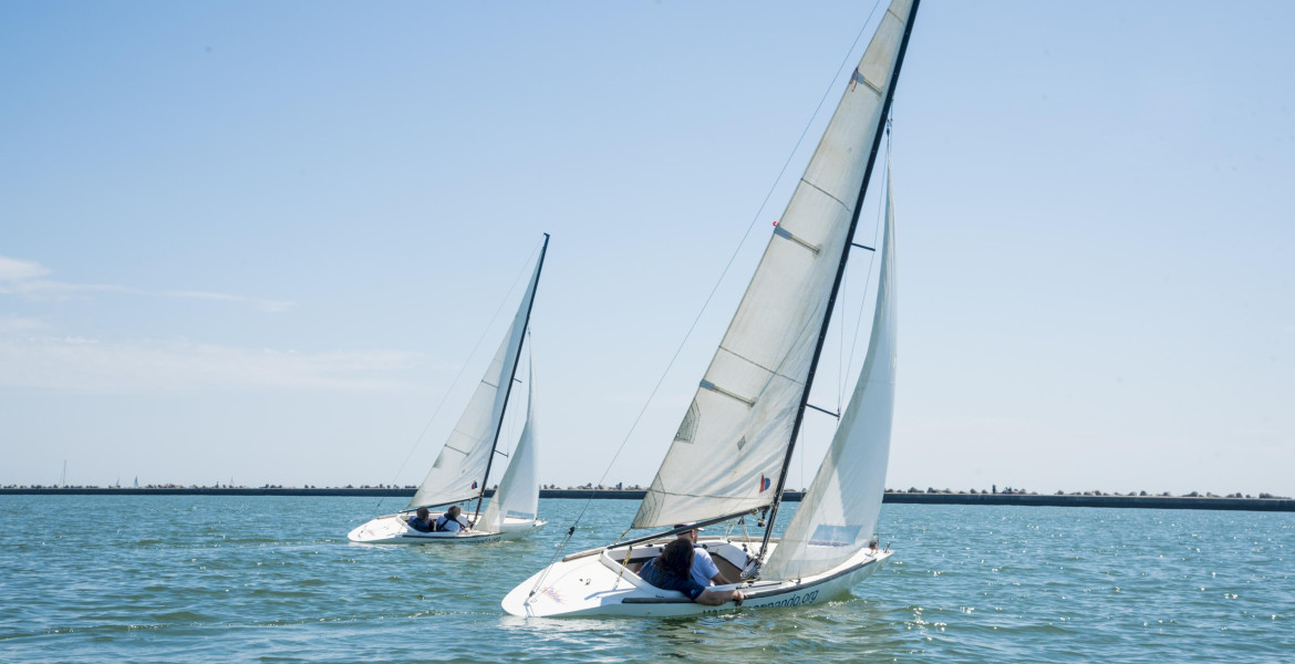 25-vela-a.jpg